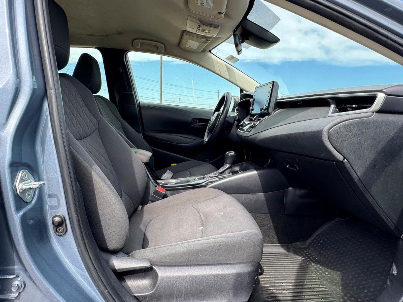 Additional photograph of 2022 Toyota Corolla Hybrid LE