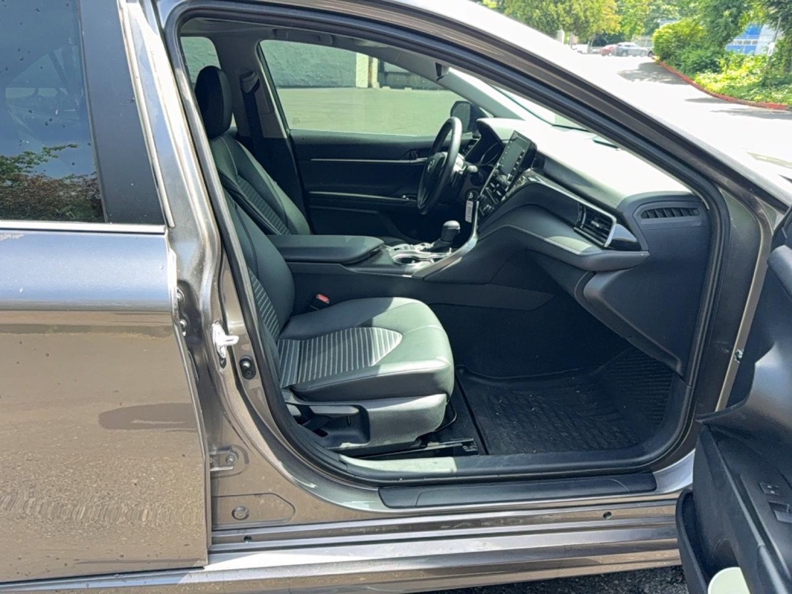 Additional photograph of 2023 Toyota Camry SE