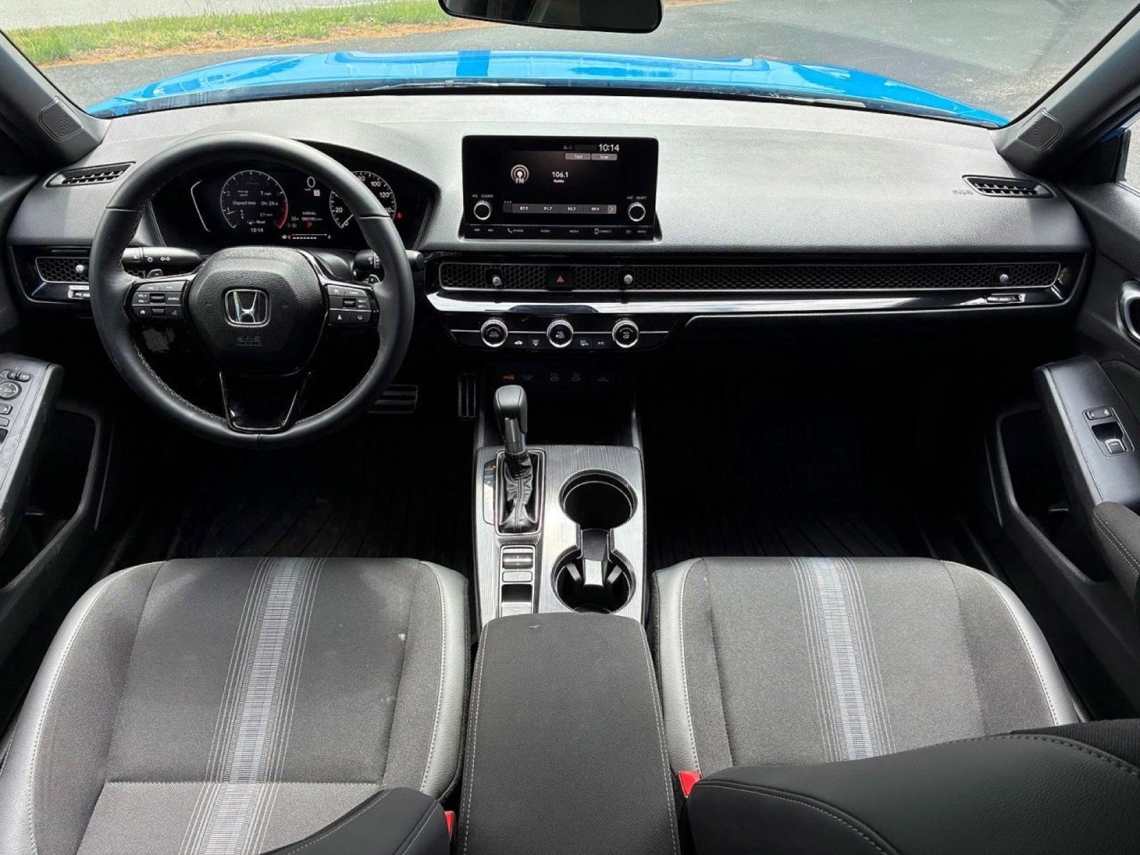 Additional photograph of 2026 Honda Civic Sport
