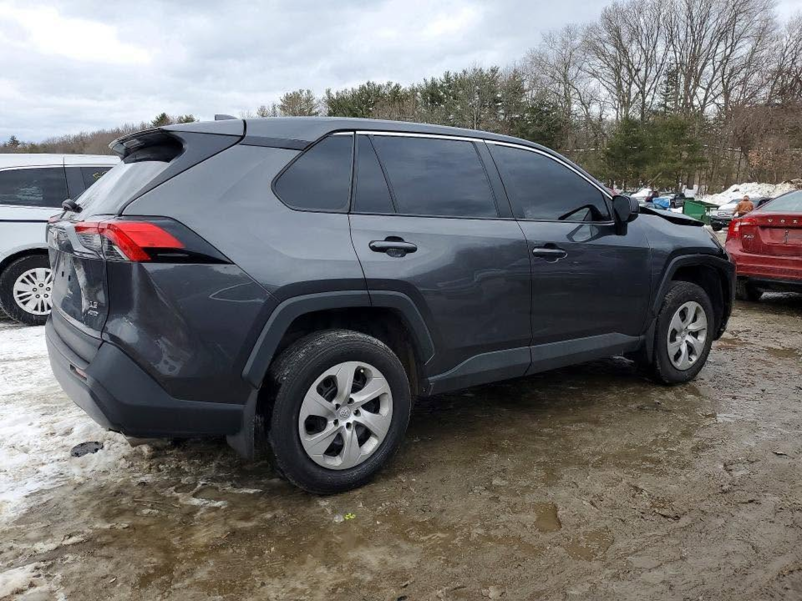 Additional photograph of Toyota RAV4 LE
