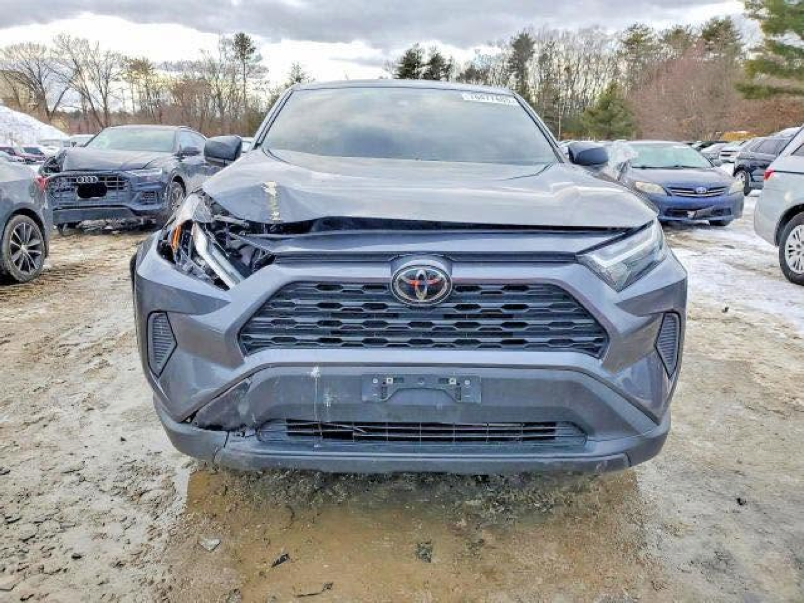 Additional photograph of Toyota RAV4 LE